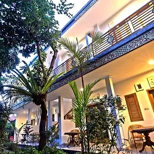Batik Sekar Bali Pensión