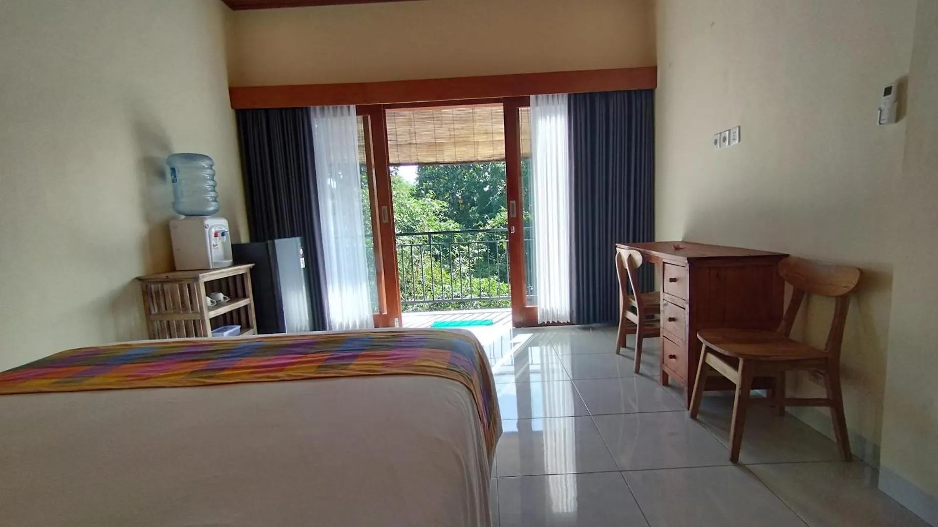 אובוד Meme Lan Bape Guest House